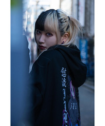 ililil / 慰流アニメガールパーカー F ブラック O-24-07-20-054-PU-TO-OW-ZI ililil / 慰流アニメガールパーカー F ブラック O-24-07-20-054