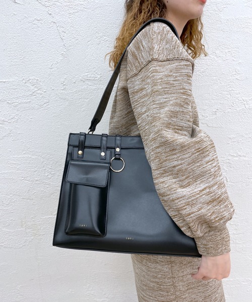 loti（ロティ）の「WEB限定 loti マルチループBAG（トートバッグ・レディース・ブラック/ブラウン・ONE SIZE）」の4枚目の写真