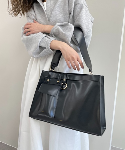 loti（ロティ）の「WEB限定 loti マルチループBAG（トートバッグ・レディース・ブラック/ブラウン・ONE SIZE）」の17枚目の写真