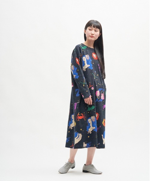 BOHEMIANS（ボヘミアンズ）の「BOHEMIANS/ボヘミアンズ　HOROSCOPE SMOOTH BOAT NECK OP　BO-346  ホロスコープボートネックワンピース（ワンピース・レディース・ブラック・SMALL/MEDIUM）」の3枚目の写真