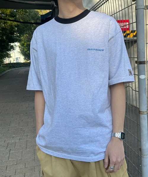 Snap club（スナップクラブ）の「【Snap club】ワンポイント刺繍/フロントカレッジ刺繍 半袖Tシャツ カットソー（Tシャツ/カットソー・レディース・ライトグレー/ブラック/パープル/オフホワイト/イエロー/グリーン/ホワイト系その他/ブラック系その他/グレー系その他/グリーン系その他/ロイヤルブルー/ダークオレンジ/グレー系その他2/ブラック系その他2/ブルー系その他2/レッド/ホワイト系その他2/ホワイト系/ブラック系/ピンク/ネイビー・M/L/XL）」の22枚目の写真