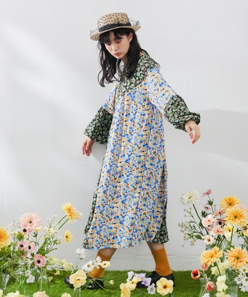 MERLOT（メルロー）の「フラワーパッチワークワンピース（ワンピース・レディース・ブラック/ナチュラル・FREE）」の15枚目の写真