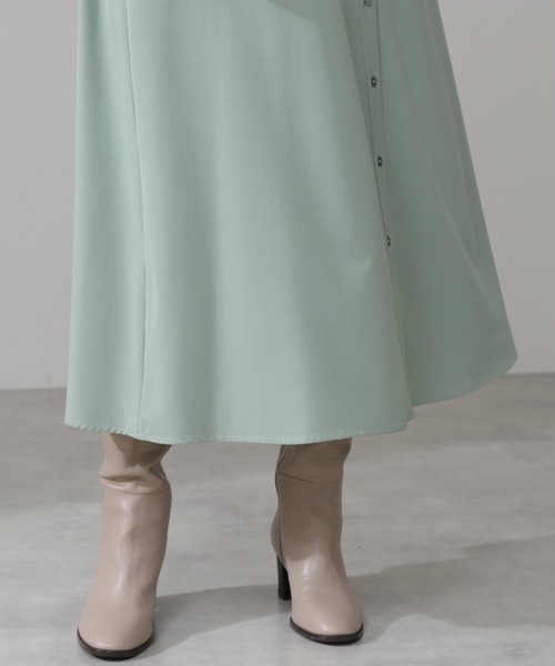 N.（N. Natural Beauty Basic）（エヌエヌナチュラルビューティーベーシック）の「スタンドカラーピンタックワンピース（ワンピース・レディース・グレー/ブラウン/ライトグリーン・MEDIUM）」の19枚目の写真