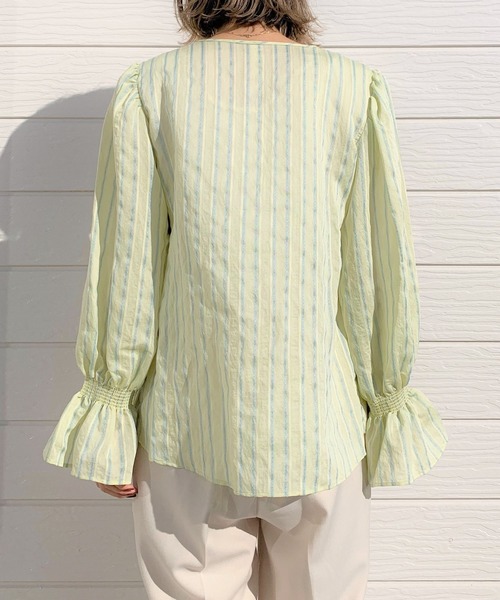 Q（キュー）の「ドビーストライプシャーリングブラウス（シャツ/ブラウス・レディース・ピンク系その他/イエロー系その他・MEDIUM）」の5枚目の写真