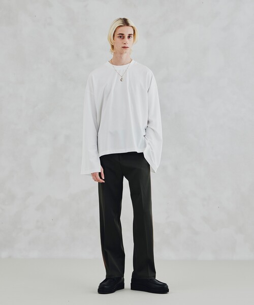 tk.TAKEO KIKUCHI（ティーケータケオキクチ）の「◆スリーブフレアスリットカットソー（ユニセックスアイテム）（Tシャツ/カットソー・メンズ・グレー/ホワイト/ブラック・02/66/03）」の13枚目の写真