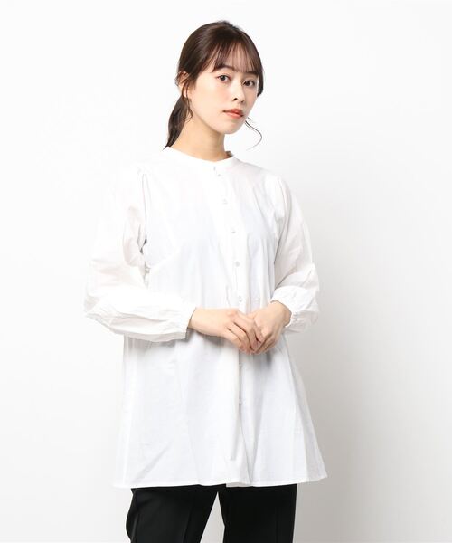 ehka sopo（エヘカソポ）の「前後着パフスリーブチュニックブラウス（シャツ/ブラウス・レディース・ブラック/オフホワイト/キナリ・ﾌﾘ-）」の6枚目の写真