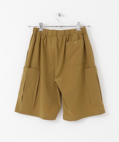 SENSE OF PLACE by URBAN RESEARCH（センスオブプレイスバイアーバンリサーチ）の「Uiscel　ルーズカーゴショーツ（カーゴパンツ・メンズ・ブラック/ベージュ・MEDIUM/LARGE）」の3枚目の写真