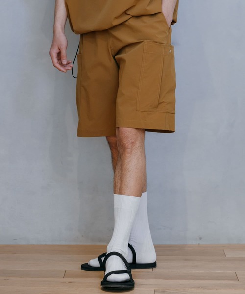 SENSE OF PLACE by URBAN RESEARCH（センスオブプレイスバイアーバンリサーチ）の「Uiscel　ルーズカーゴショーツ（カーゴパンツ・メンズ・ブラック/ベージュ・MEDIUM/LARGE）」の12枚目の写真
