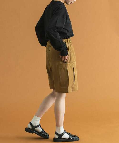 SENSE OF PLACE by URBAN RESEARCH（センスオブプレイスバイアーバンリサーチ）の「Uiscel　ルーズカーゴショーツ（カーゴパンツ・メンズ・ブラック/ベージュ・MEDIUM/LARGE）」の21枚目の写真