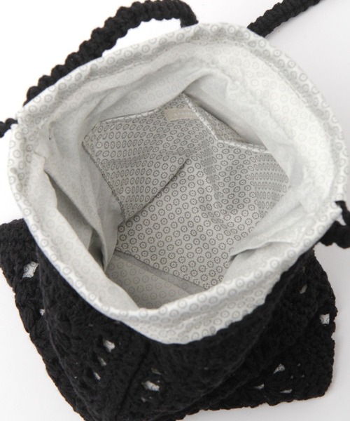 studio CLIP（スタディオクリップ）の「クロシェ編み巾着ショルダーバッグ（ショルダーバッグ・レディース・ブラック/アイボリー/ナチュラル・FREE）」の13枚目の写真