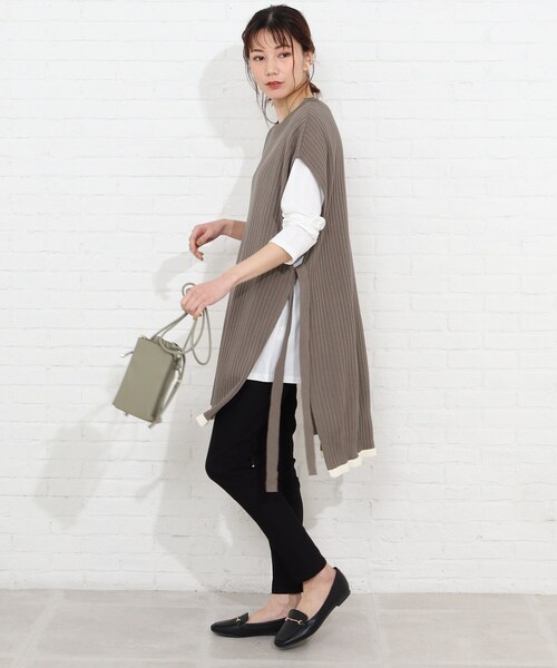 SHOO・LA・RUE(シューラルー)の「◆【2点セット】脇リボンワイドリブベスト+Tシャツセット(その他トップス・レディース・ブラック/ライトグリーン/レモンイエロー/サンドベージュ・02/04/03)」の20枚目の写真