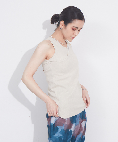 NOMINE（ノミネ）の「アメスリレイヤードタンクトップ（タンクトップ・レディース・ブラック/グレイッシュベージュ/オレンジ/ホワイト・フリー）」の4枚目の写真