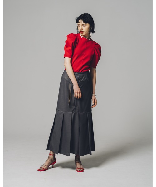 led.tokyo（レッドトウキョウ）の「【led.tokyo】タックパフスリーブバックリブトップ（Tシャツ/カットソー・レディース・ブラック/レッド・M）」の8枚目の写真