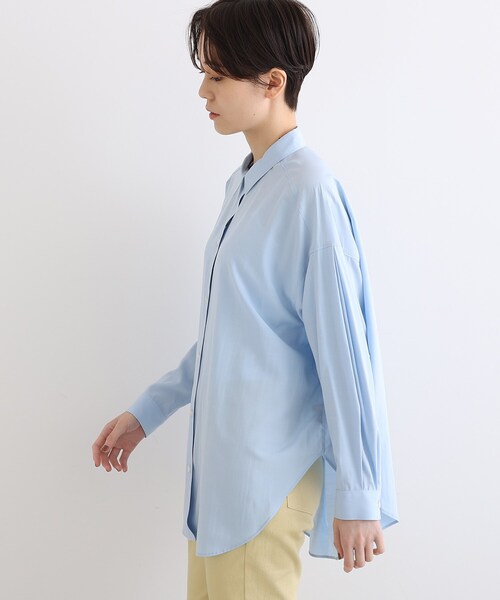 INDIVI(インディヴィ)の「「L」【ビタミンE配合素材〈再生繊維(セルロース)〉/UVケア】セミオーバーブラウス(シャツ/ブラウス・レディース・サックスブルー/ブラック/ホワイト・12)」の6枚目の写真