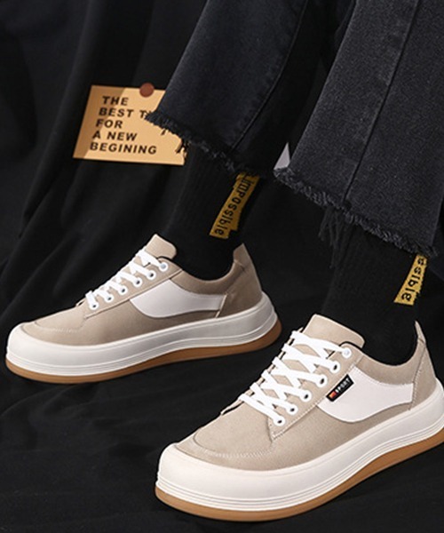 SVEC（シュベック）の「レトロ ローテク チャンキーソール ローカット スニーカー（スニーカー・メンズ・ブラック/グリーン/ベージュ・40/44/42）」の3枚目の写真