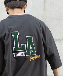 【VISION STREET WEAR/ヴィジョンストリートウェア】LAロゴサガラ刺繍Tシャツ/バックデザイン/ビッグシルエット