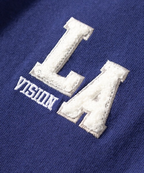 VISION STREET WEAR（ヴィジョンストリートウェア）の「【VISION STREET WEAR／ヴィジョンストリートウェア】LAロゴサガラ刺繍Tシャツ/バックデザイン/ビッグシルエット（Tシャツ/カットソー・メンズ・ホワイト/チャコールグレー/ブルー/グリーン・M/L/XL）」の10枚目の写真