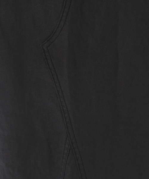 niko and...(ニコアンド)の「リネンツイルサスワークスカート(スカート・レディース・ブラック/ネイビー/カーキ・MEDIUM/LARGE)」の13枚目の写真