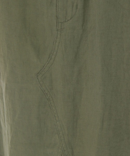 niko and...(ニコアンド)の「リネンツイルサスワークスカート(スカート・レディース・ブラック/ネイビー/カーキ・MEDIUM/LARGE)」の5枚目の写真