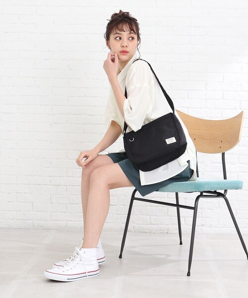 DRESKIP（ドレスキップ）の「◆【撥水】多ポケットショルダーバッグ（ショルダーバッグ・レディース・ブラック系1/パープル系/グレー・00）」の16枚目の写真