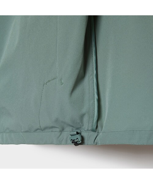 AIGLE（エーグル）の「撥水 ストレッチ パーカジャケット（ナイロンジャケット・レディース・アイボリー/ダークネイビー/グリーン・36/40/38）」の21枚目の写真