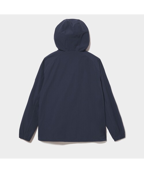 AIGLE（エーグル）の「撥水 ストレッチ パーカジャケット（ナイロンジャケット・レディース・アイボリー/ダークネイビー/グリーン・36/40/38）」の7枚目の写真