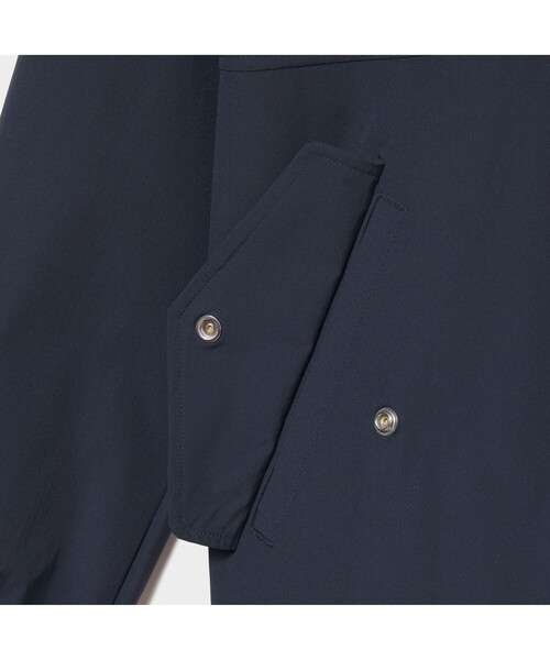 AIGLE（エーグル）の「撥水 ストレッチ パーカジャケット（ナイロンジャケット・レディース・アイボリー/ダークネイビー/グリーン・36/40/38）」の15枚目の写真