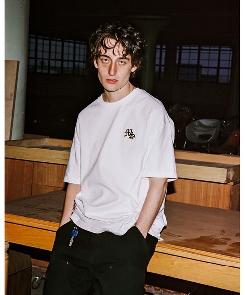 MANASTASH（マナスタッシュ）の「【直営店限定】MANASTASH N.A.U/マナスタッシュエヌエーユー　GANG LOGO TEE　ギャングロゴティー（Tシャツ/カットソー・メンズ・ホワイト/ブラック/バーガンディー・MEDIUM/LARGE/X-LARGE）」の7枚目の写真