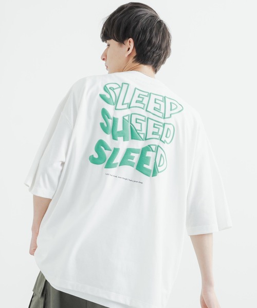 Rocky Monroe(ロッキーモンロー)の「オーバーサイズ TC天竺 バックプリントフロント刺繍ビッグシルエット半袖Tシャツ(Tシャツ/カットソー・メンズ・パープル/ロイヤルブルー/オフホワイト/グリーン/ブラック/イエロー・M/L/LL)」の1枚目の写真