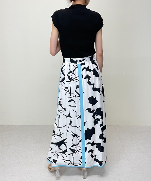 TEVALT(ヴァレット)の「配色オリジナルptSK(スカート・レディース・ベージュ/オフホワイト・38)」の12枚目の写真