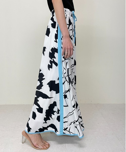 TEVALT(ヴァレット)の「配色オリジナルptSK(スカート・レディース・ベージュ/オフホワイト・38)」の9枚目の写真