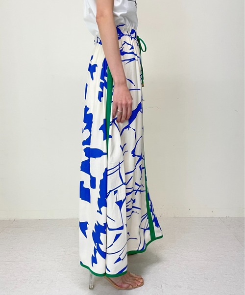 TEVALT(ヴァレット)の「配色オリジナルptSK(スカート・レディース・ベージュ/オフホワイト・38)」の3枚目の写真