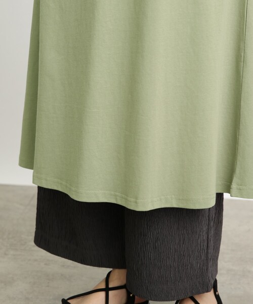 SHOO・LA・RUE(シューラルー)の「◆【接触冷感/2点セット】クロップドT×ノースリーブワンピ(ワンピース・レディース・ブラック/オリーブ/ブルー・02/03)」の11枚目の写真
