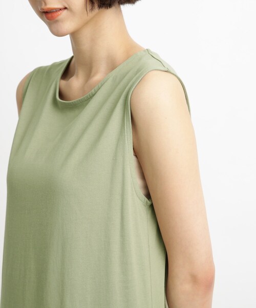 SHOO・LA・RUE(シューラルー)の「◆【接触冷感/2点セット】クロップドT×ノースリーブワンピ(ワンピース・レディース・ブラック/オリーブ/ブルー・02/03)」の13枚目の写真