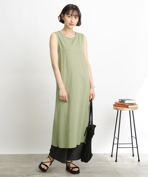 SHOO・LA・RUE(シューラルー)の「◆【接触冷感/2点セット】クロップドT×ノースリーブワンピ(ワンピース・レディース・ブラック/オリーブ/ブルー・02/03)」の16枚目の写真