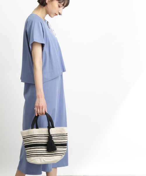 SHOO・LA・RUE(シューラルー)の「◆【接触冷感/2点セット】クロップドT×ノースリーブワンピ(ワンピース・レディース・ブラック/オリーブ/ブルー・02/03)」の19枚目の写真