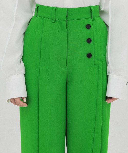 UNITED TOKYO（ユナイテッドトウキョウ）の「サイドプリーツデザインパンツ（その他パンツ・レディース・グリーン/ブラック・1/2）」の7枚目の写真