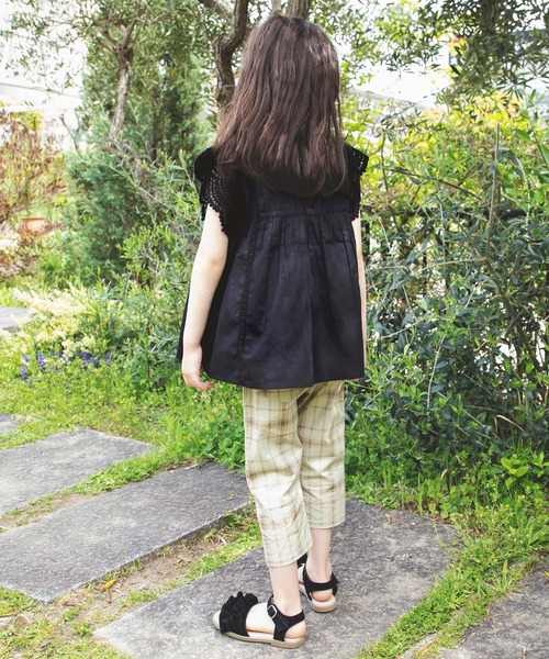 BRANSHES（ブランシェス）の「【India】袖レースブラウス（シャツ/ブラウス・キッズ・ブルー/ブラック/ラベンダー・150/130/140/100/120/110）」の6枚目の写真