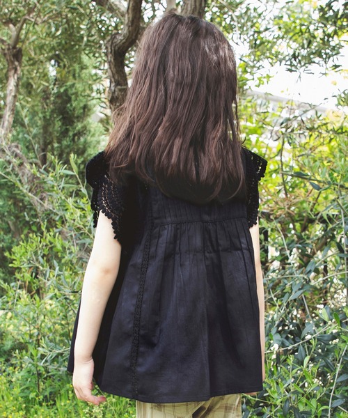 BRANSHES（ブランシェス）の「【India】袖レースブラウス（シャツ/ブラウス・キッズ・ブルー/ブラック/ラベンダー・150/130/140/100/120/110）」の9枚目の写真