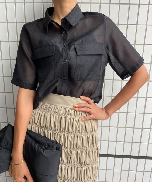 TRUNC（トランクエイティーエイト）の「Short Sleeves Sheer Shirt（シャツ/ブラウス・レディース・アイボリー/ブラック/グレイッシュベージュ・FREE）」の3枚目の写真