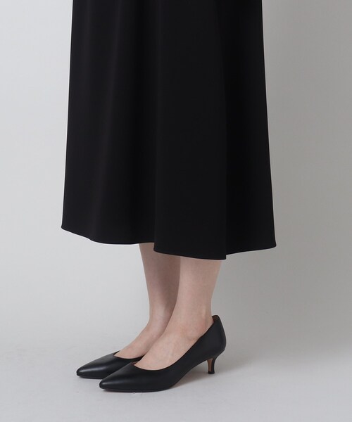 UNTITLED（アンタイトル）の「◆【ママ的シーン＆フォーマルにも】フィット＆フレア きれいめワンピース＜洗える／通勤＞（ワンピース・レディース・ブラック/ネイビー・00/48/44/42/04/01/03/02）」の17枚目の写真