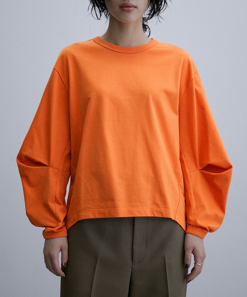 ADAM ET ROPE'(アダムエロペ)の「バナナスリーブパフロンTEE(Tシャツ/カットソー・レディース・ホワイト/ブラック/オレンジ・FREE)」の7枚目の写真