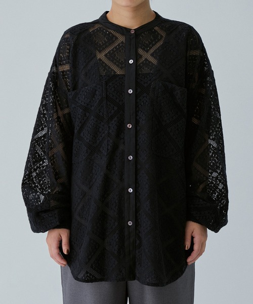 M TO R（ムウトアール）の「［BLOUSE］STANDCOLLAR BIGPOCKET CROCHET L/S SHIRTS（シャツ/ブラウス・レディース・ブラック/キナリ・FREE）」の10枚目の写真