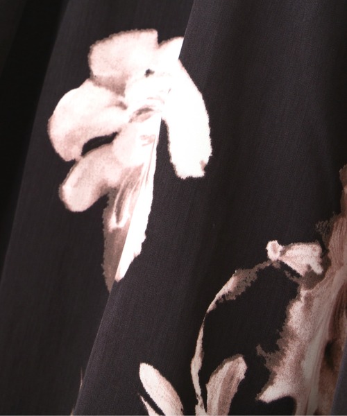 PROPORTION BODY DRESSING（プロポーションボディドレッシング）の「フラワープリントギャザースカート / 1212220914（スカート・レディース・ブラウン/ブラック/グレー・MEDIUM/SMALL）」の19枚目の写真