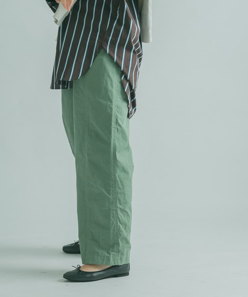 FORK&SPOON（フォークアンドスプーン）の「FORK&SPOON　ミリタリー切替パンツ（その他パンツ・レディース・ベージュ/グリーン・1/2）」の3枚目の写真