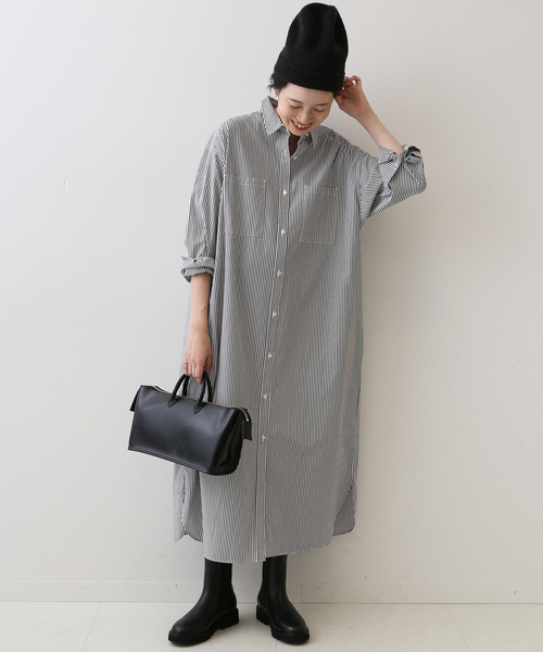 SLOBE IENA（スローブイエナ）の「コットンブロードシャツワンピース（ワンピース・レディース・チャコールグレー/ブラウン/サックスブルー・FREE）」の2枚目の写真