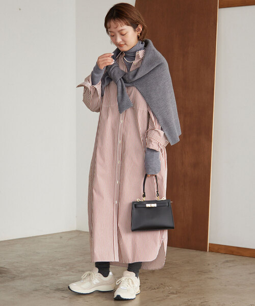 SLOBE IENA（スローブイエナ）の「コットンブロードシャツワンピース（ワンピース・レディース・チャコールグレー/ブラウン/サックスブルー・FREE）」の10枚目の写真