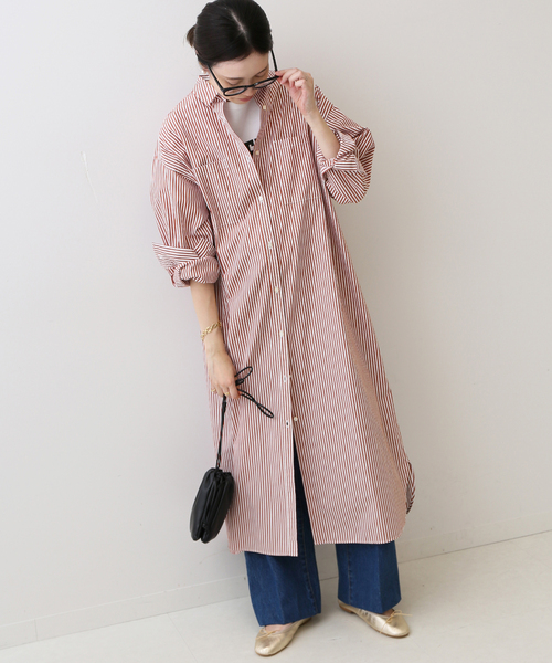 SLOBE IENA（スローブイエナ）の「コットンブロードシャツワンピース（ワンピース・レディース・チャコールグレー/ブラウン/サックスブルー・FREE）」の17枚目の写真