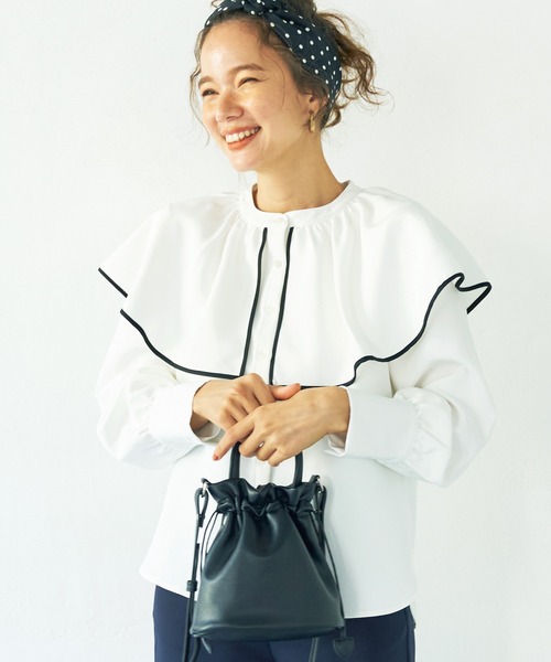coca（coca）（コカ）の「パイピングカラーブラウス（シャツ/ブラウス・レディース・ブラック/ホワイト・M/L）」の2枚目の写真