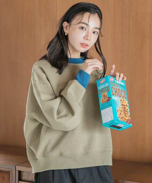 Dita Muaj.（ディータムアージュ）の「【ZOZO限定】Muaj.カラースキーム 裏起毛トレーナー（スウェット・レディース・ホワイト/チャコールグレー/ブラック/ベージュ/ブラウン・M/L）」の5枚目の写真